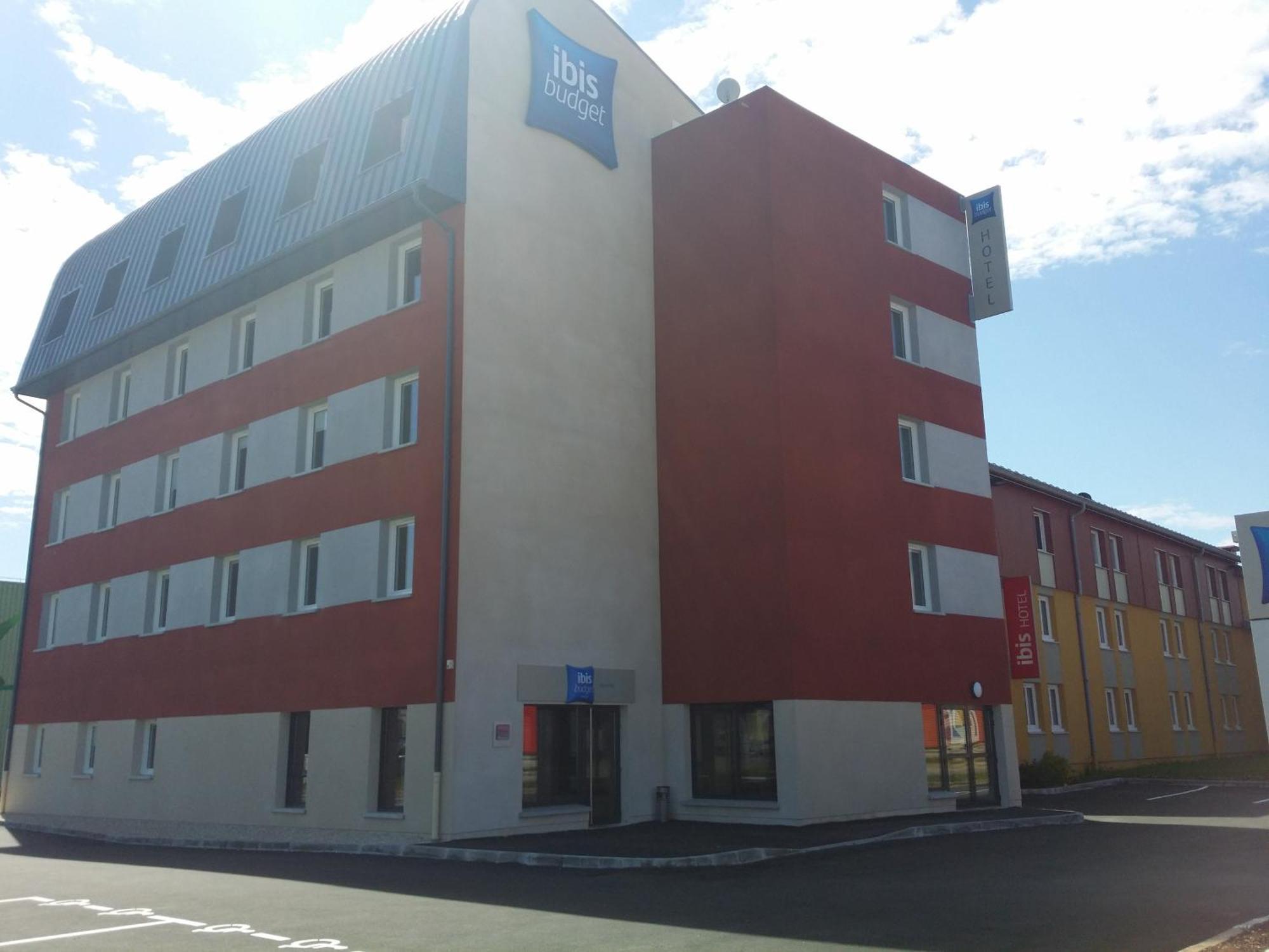 Ibis Budget Понтарлие Екстериор снимка